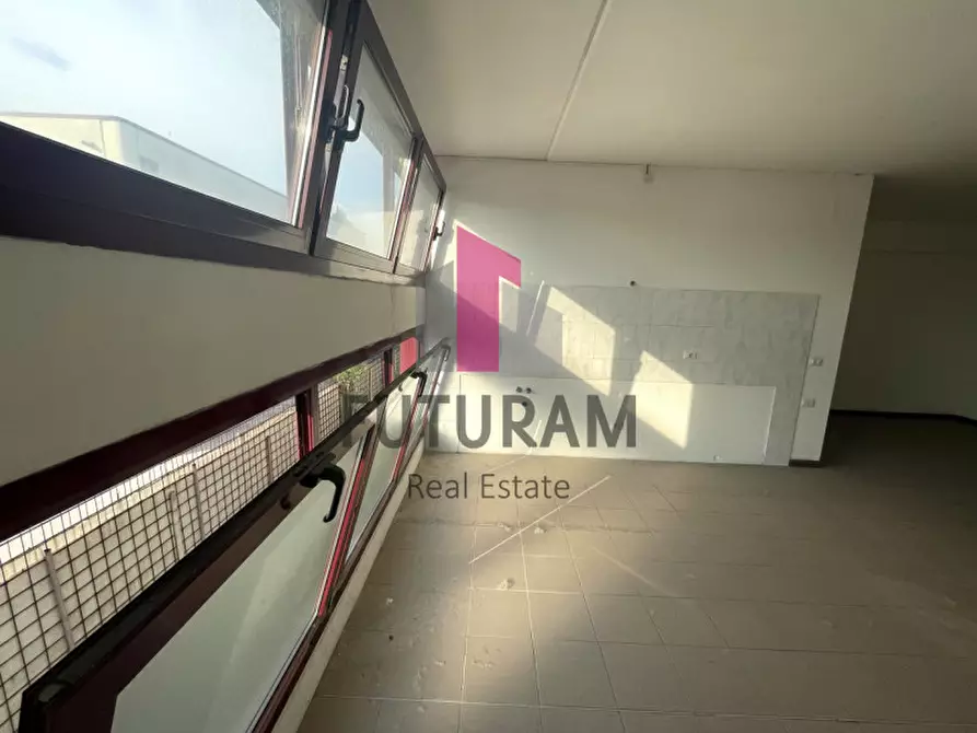 Immagine 9 di Laboratorio in vendita  in via roma 1 a Ponte San Nicolò