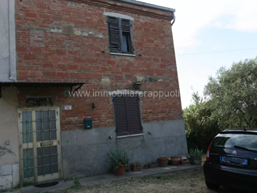 Immagine 11 di Casa indipendente in vendita  a Montepulciano