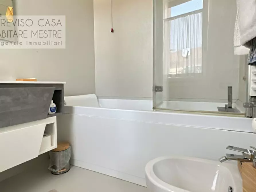 Immagine 16 di Appartamento in vendita  in Piazza Angelo Giustinian Recanati a Treviso