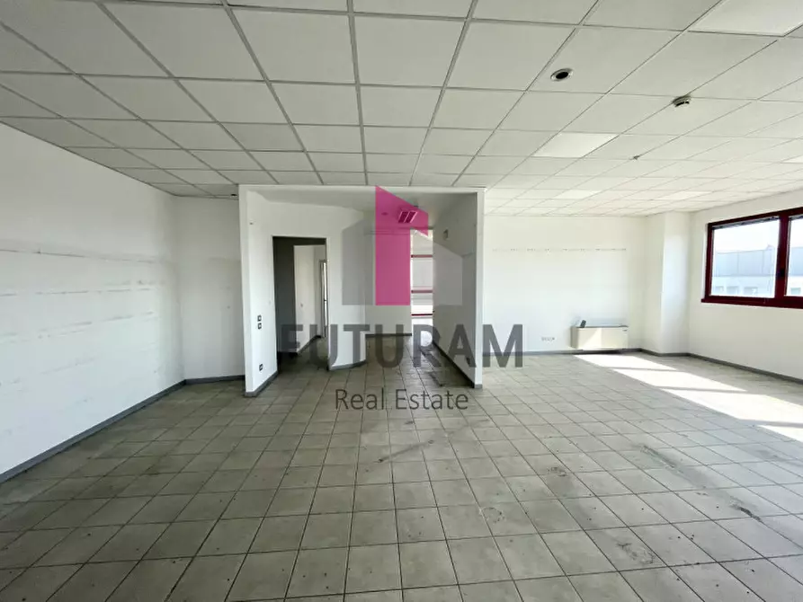 Immagine 4 di Capannone industriale in affitto  in VIA ROMA 1 a Mira