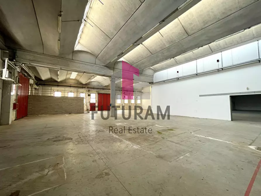 Immagine 16 di Capannone industriale in vendita  in VIA ROMA 1 a Mira