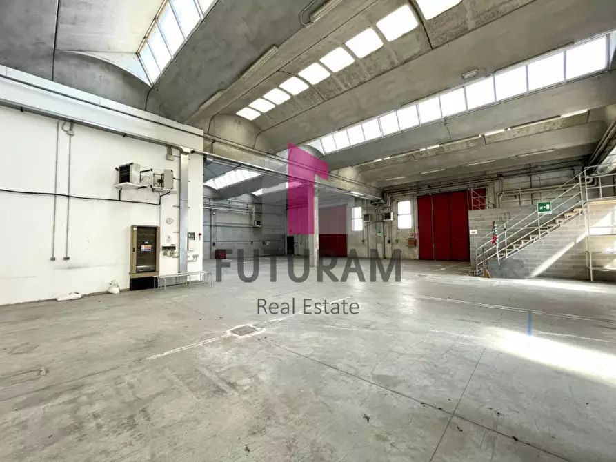 Immagine 23 di Capannone industriale in vendita  in VIA ROMA 1 a Mira