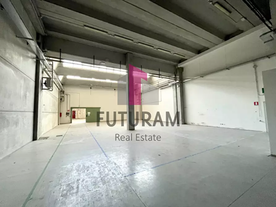 Immagine 32 di Capannone industriale in vendita  in VIA ROMA 1 a Mira