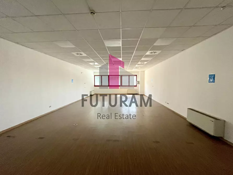 Immagine 36 di Capannone industriale in vendita  in VIA ROMA 1 a Mira