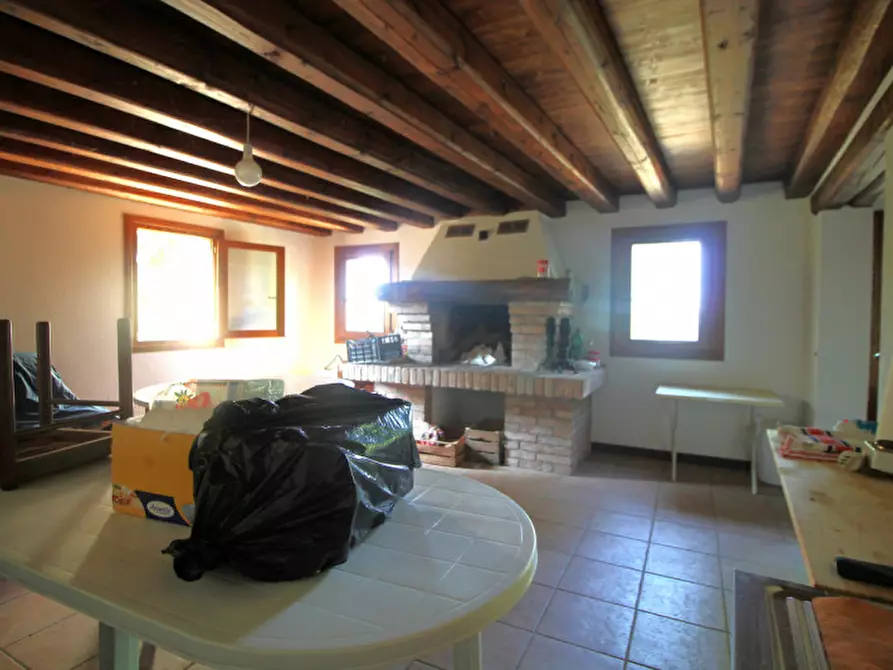 Immagine 19 di Villa in vendita  in Via Dea Santa a Cinto Euganeo