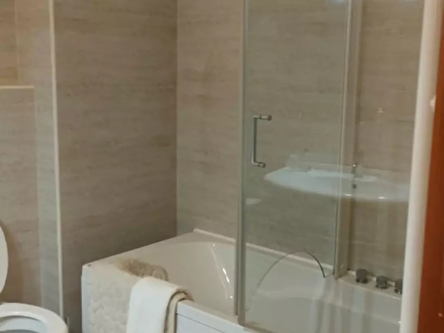 Immagine 4 di Appartamento in affitto  a Cesena