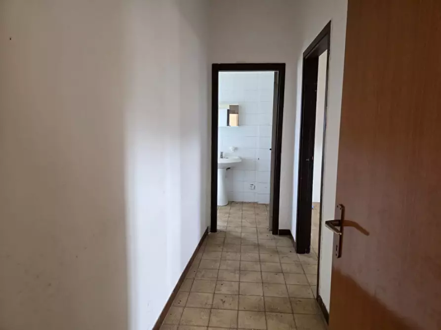 Immagine 18 di Villa in vendita  a Montescaglioso