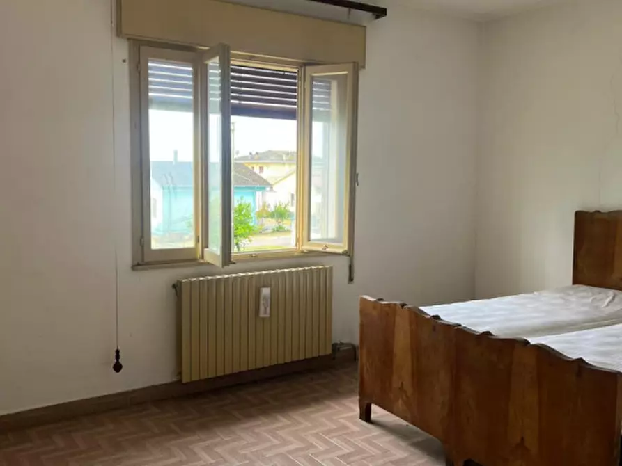 Immagine 6 di Casa bifamiliare in vendita  in Via Cuoro a Solesino