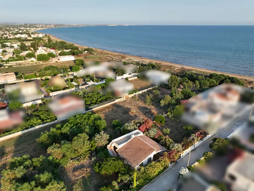 Immagine 3 di Casa indipendente in vendita  a Pachino