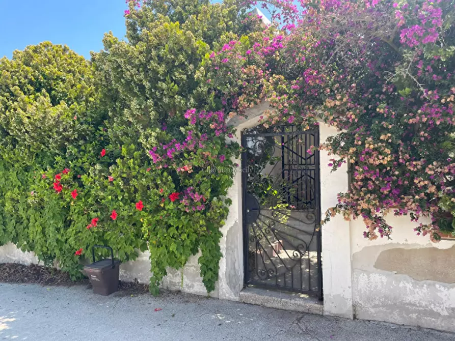 Immagine 10 di Casa indipendente in vendita  a Pachino