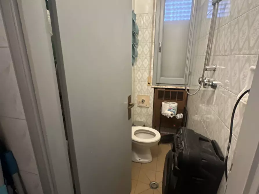 Immagine 19 di Attività commerciale in vendita  a Cesena