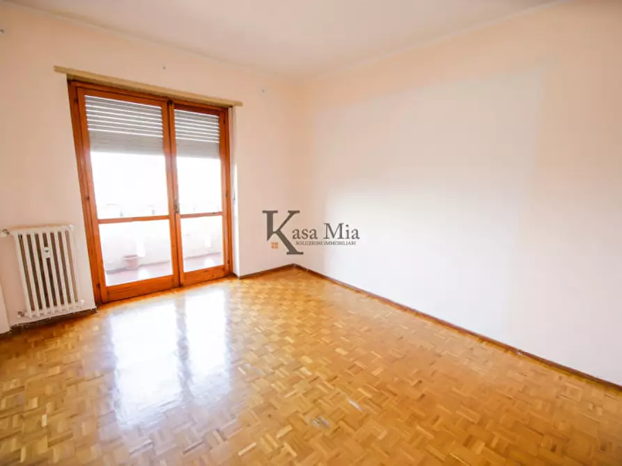 Immagine 12 di Appartamento in vendita  in Piazza Italia n. 20 a San Benigno Canavese