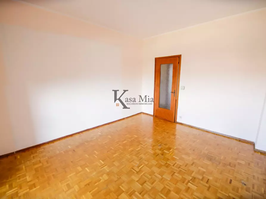 Immagine 13 di Appartamento in vendita  in Piazza Italia n. 20 a San Benigno Canavese