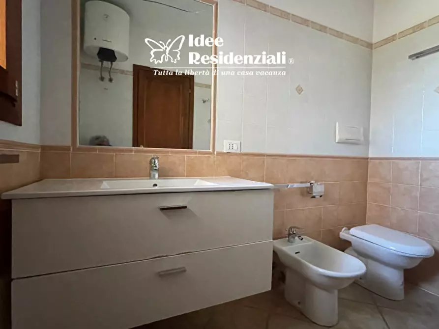 Immagine 13 di Appartamento in vendita  in Via Del giglio a Olbia