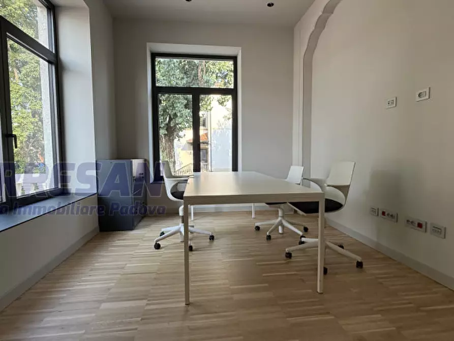 Immagine 8 di Ufficio in affitto  in via Nicolò Tommaseo 88 a Padova
