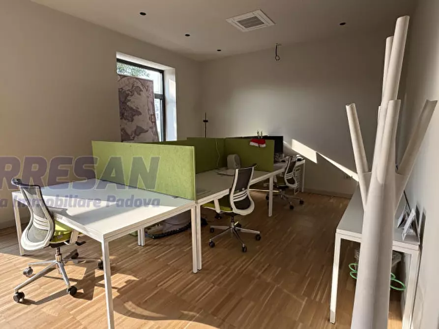 Immagine 10 di Ufficio in affitto  in via Nicolò Tommaseo 88 a Padova