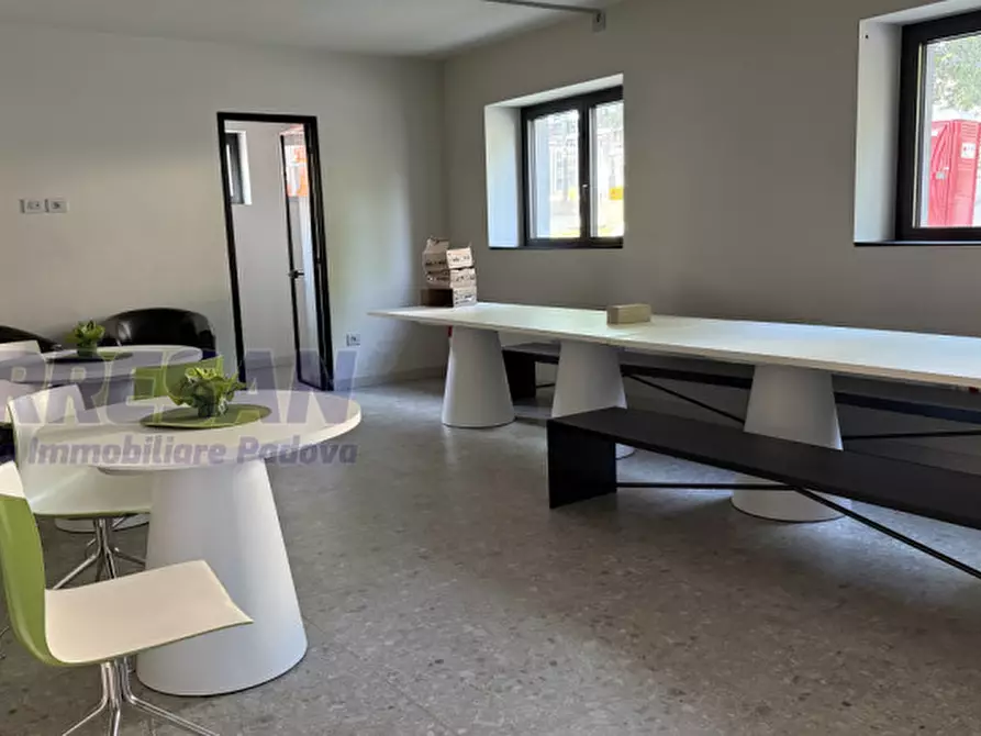 Immagine 12 di Ufficio in affitto  in via Nicolò Tommaseo 88 a Padova