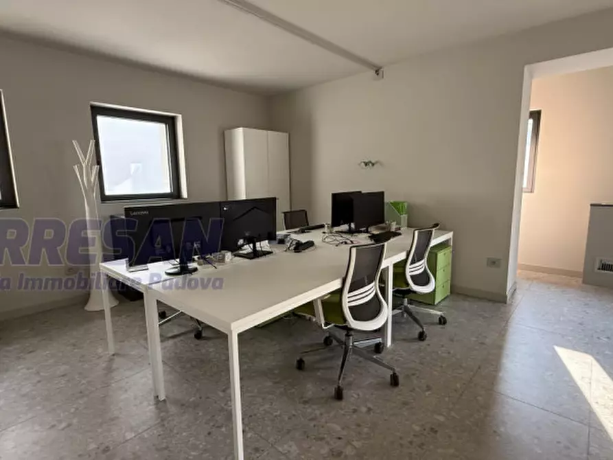 Immagine 19 di Ufficio in affitto  in via Nicolò Tommaseo 88 a Padova