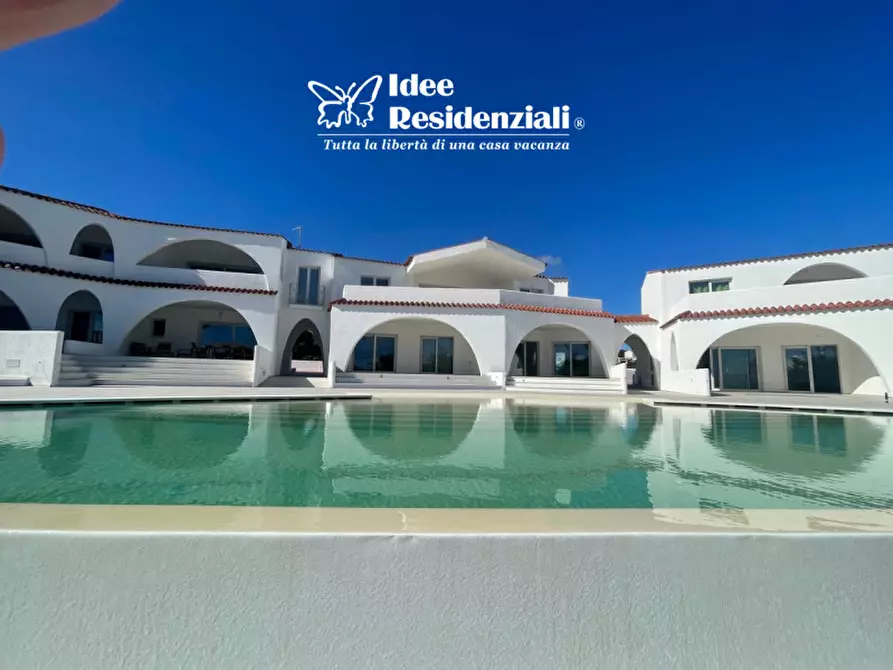 Immagine 4 di Appartamento in vendita  in via del Giglio 1 a Olbia