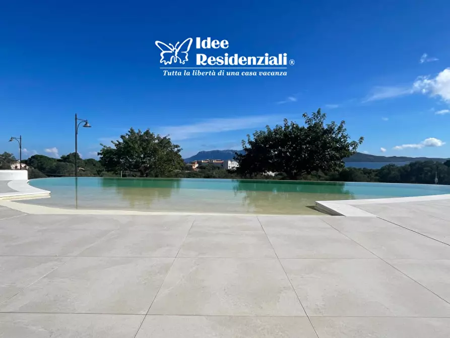 Immagine 7 di Appartamento in vendita  in via del Giglio 1 a Olbia