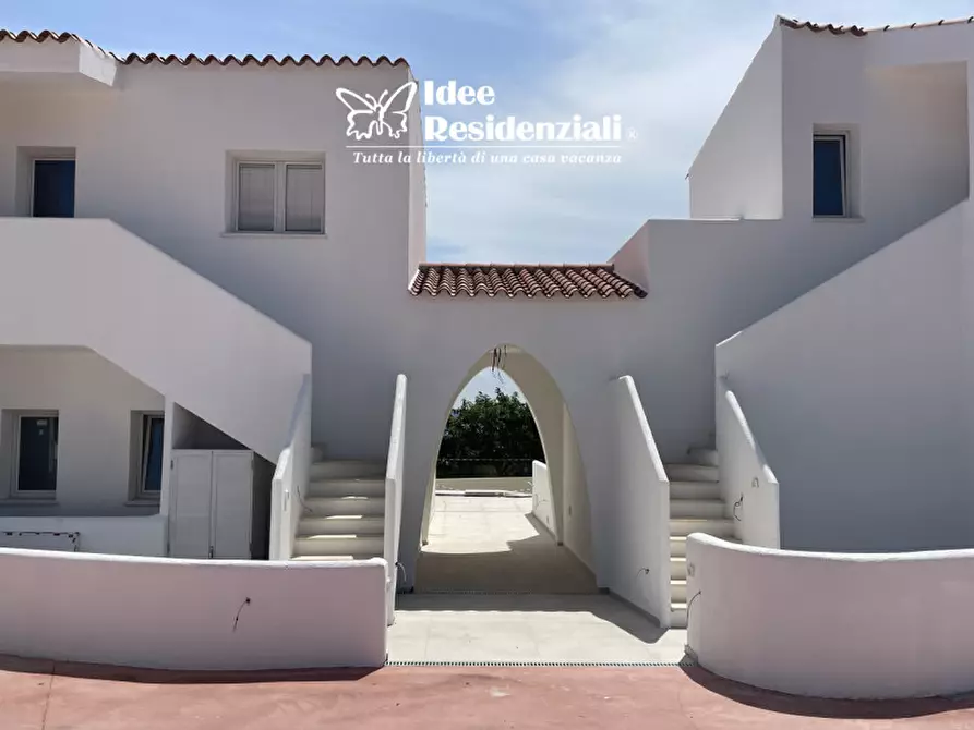 Immagine 9 di Appartamento in vendita  in via del Giglio 1 a Olbia