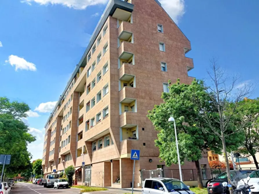 Immagine 2 di Posto auto in vendita  in Via Pietro Lianori, 40128 Bologna BO, Italia a Bologna