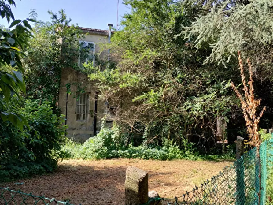 Immagine 3 di Villa in vendita  in via caprera a Padova