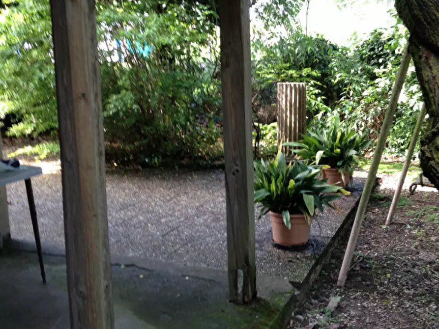 Immagine 4 di Villa in vendita  in via caprera a Padova