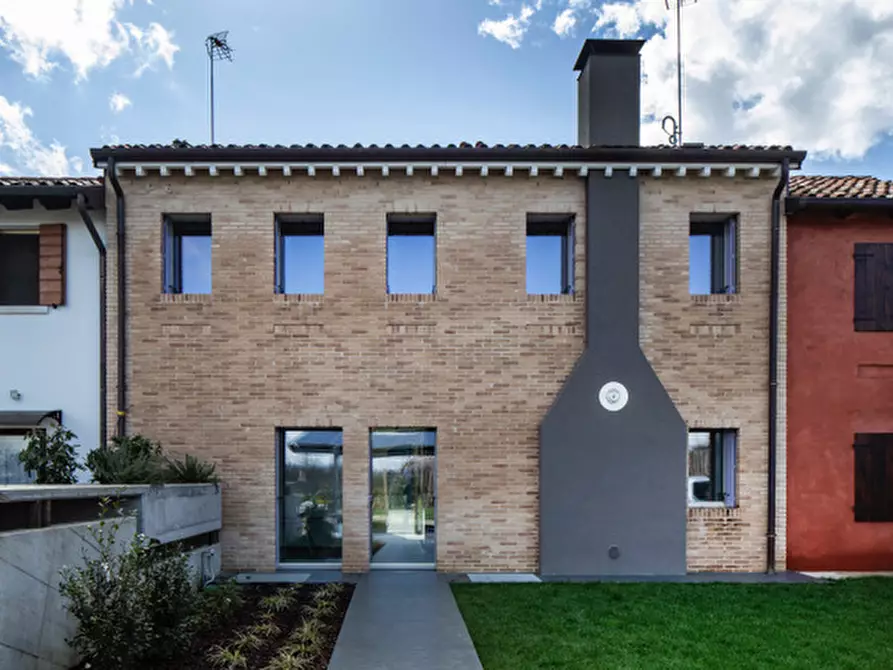 Immagine 10 di Villetta a schiera in vendita  in Via Lavaggetto a Ponzano Veneto