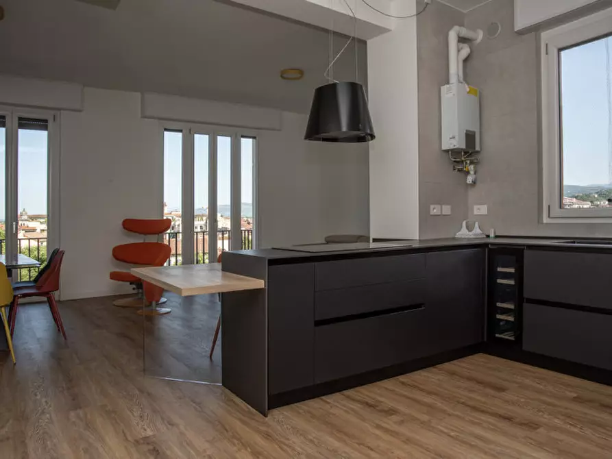 Immagine 2 di Appartamento in vendita  in Piazza Cittadella a Verona