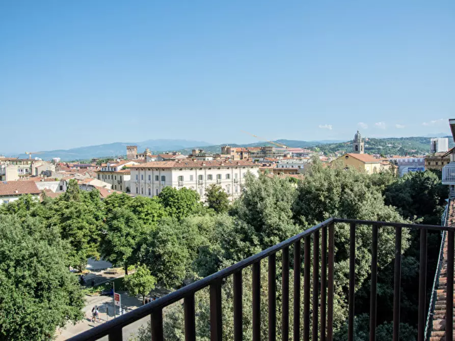 Immagine 13 di Appartamento in vendita  in Piazza Cittadella a Verona