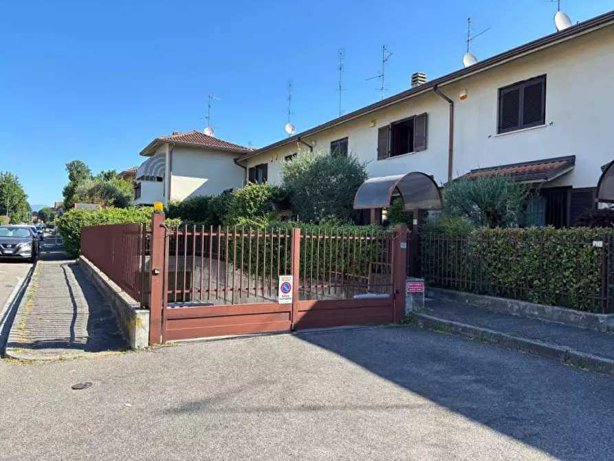 Immagine 7 di Garage in vendita  in Via Galileo Galilei a Biassono
