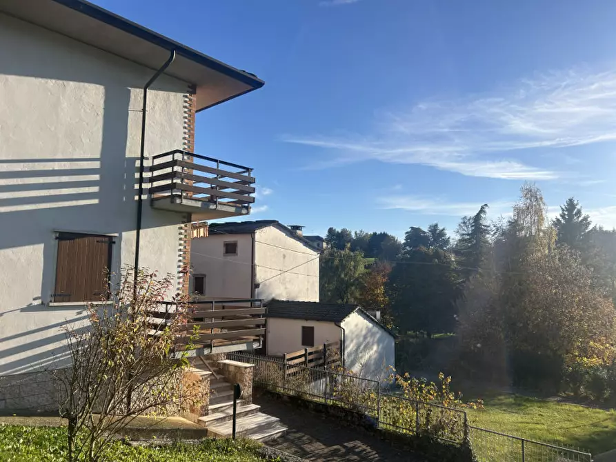 Immagine 2 di Villa in vendita  in Via Ponte a Bosco Chiesanuova