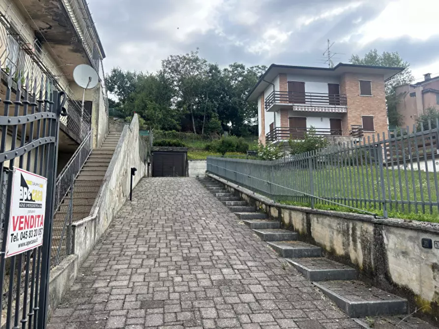 Immagine 21 di Villa in vendita  in Via Ponte a Bosco Chiesanuova
