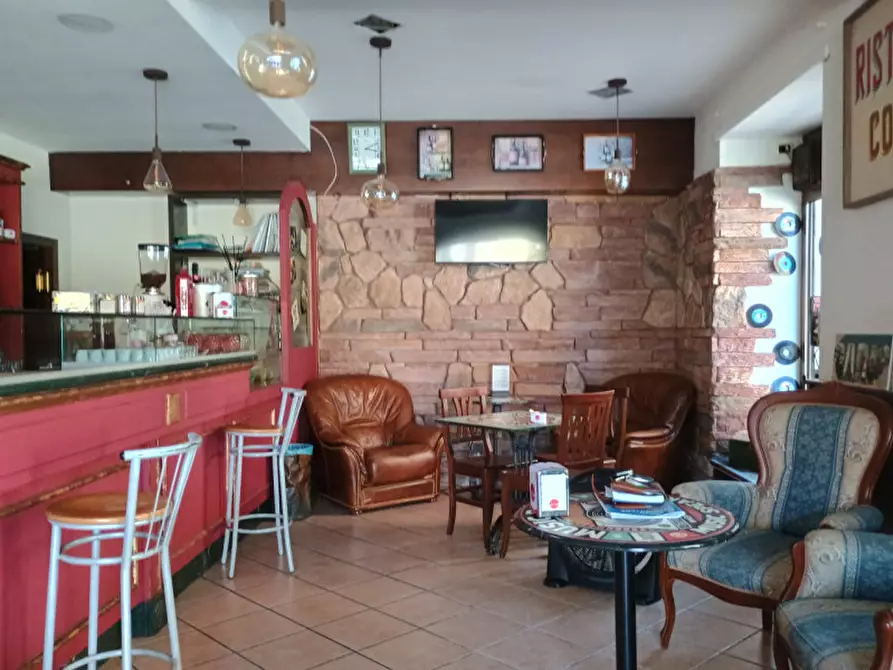 Immagine 26 di Attività commerciale in vendita  in Piazza San Rocco 4 a Rivoli