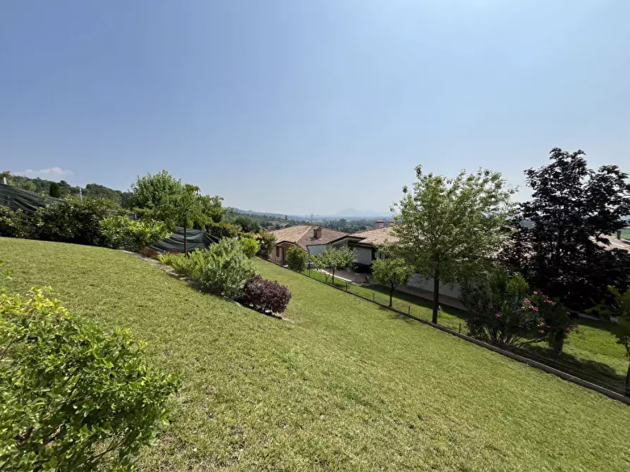 Immagine 2 di Casa bifamiliare in vendita  in Via IV Novembre a Orgiano