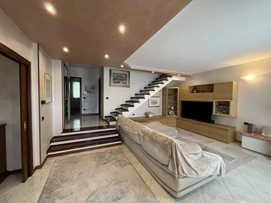 Immagine 8 di Casa bifamiliare in vendita  in Via IV Novembre a Orgiano