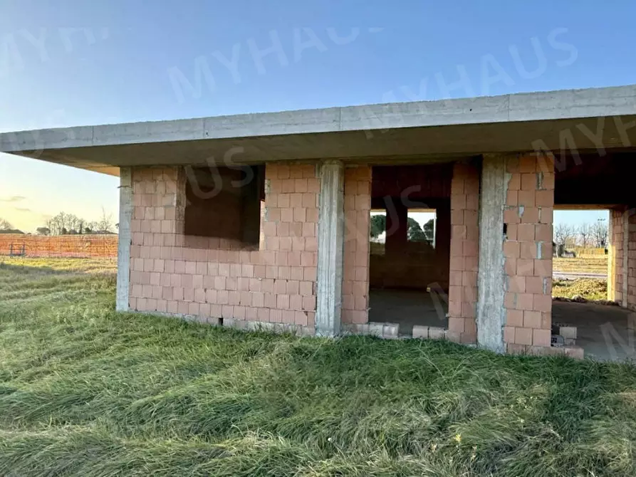 Immagine 3 di Casa bifamiliare in vendita  in VIA VINCENZO BELLINI a Gatteo