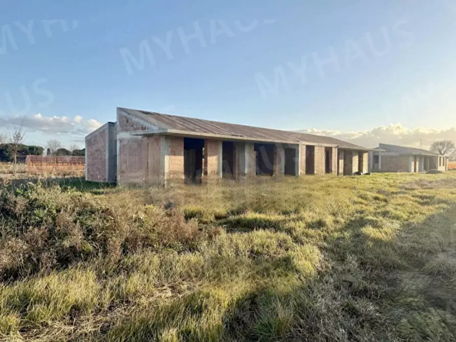 Immagine 5 di Casa bifamiliare in vendita  in VIA VINCENZO BELLINI a Gatteo