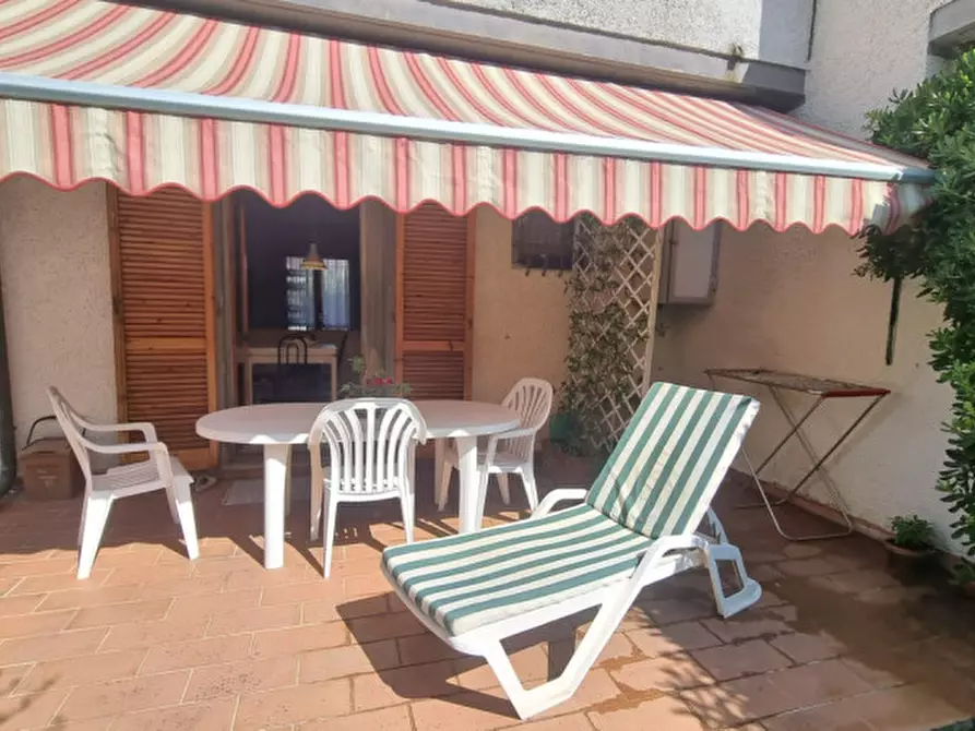 Immagine 4 di Casa quadrifamiliare in vendita  in Via delle Cateratte a Montignoso