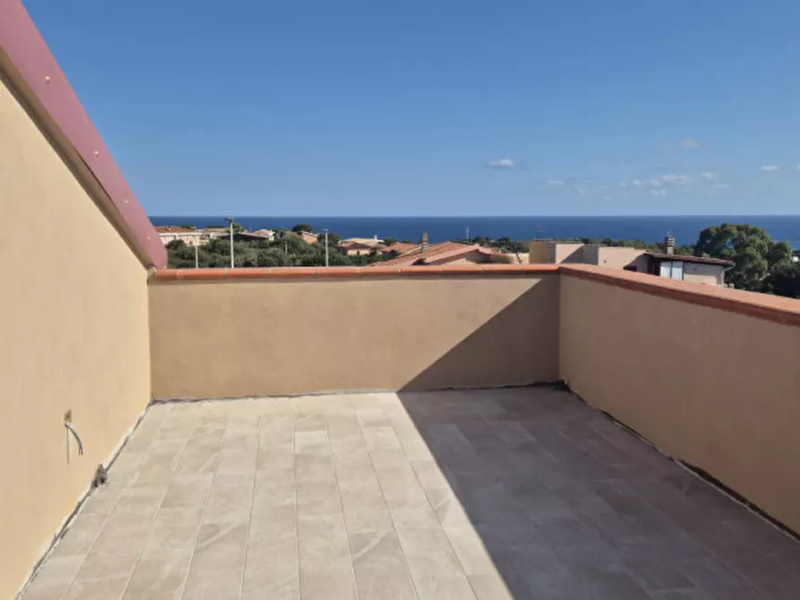 Immagine 10 di Casa bifamiliare in vendita  in VIA DEI GINEPRI a Quartu Sant'elena