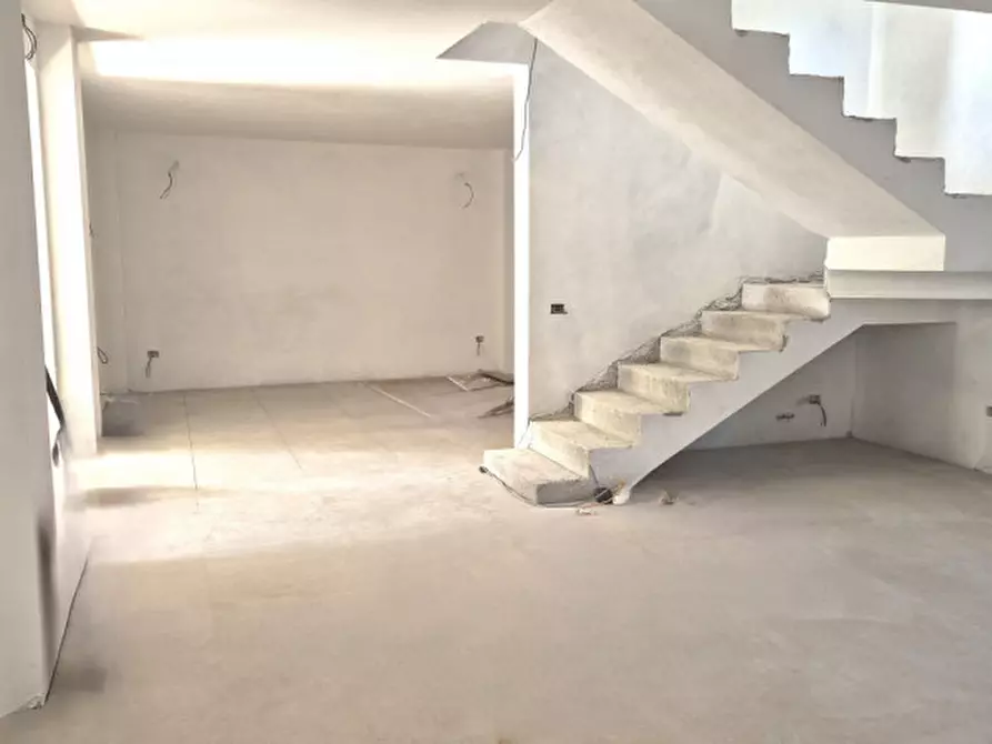 Immagine 12 di Casa bifamiliare in vendita  in VIA DEI GINEPRI a Quartu Sant'elena