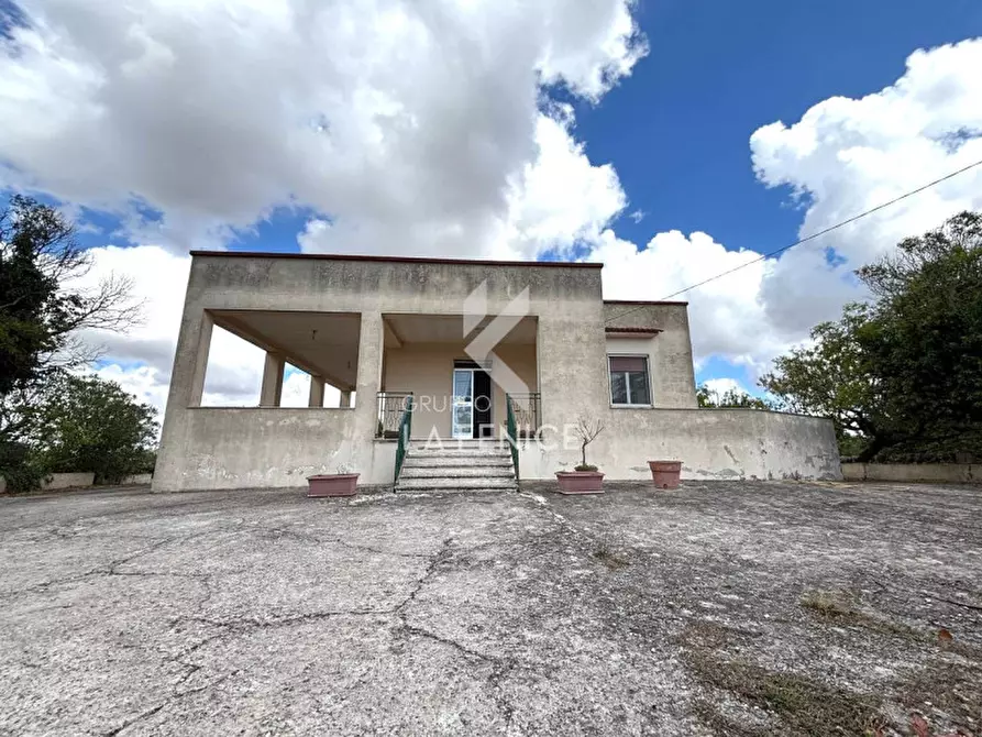 Immagine 1 di Villa in vendita  in strada madonna del pozzo a Martina Franca