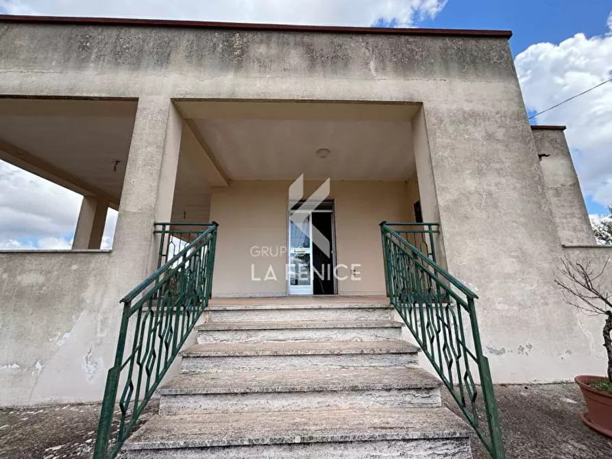 Immagine 3 di Villa in vendita  in strada madonna del pozzo a Martina Franca