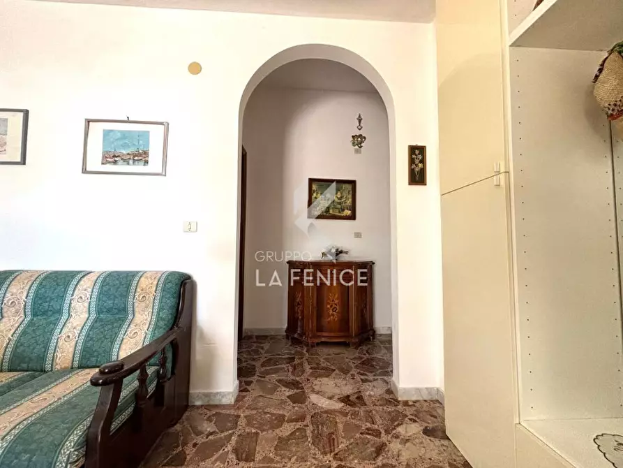 Immagine 10 di Villa in vendita  in strada madonna del pozzo a Martina Franca
