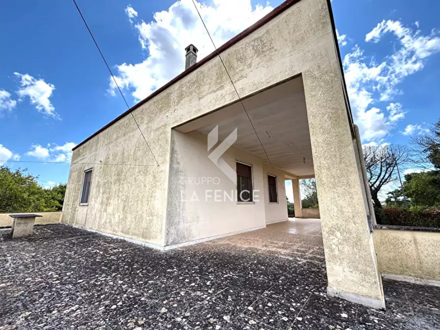 Immagine 23 di Villa in vendita  in strada madonna del pozzo a Martina Franca