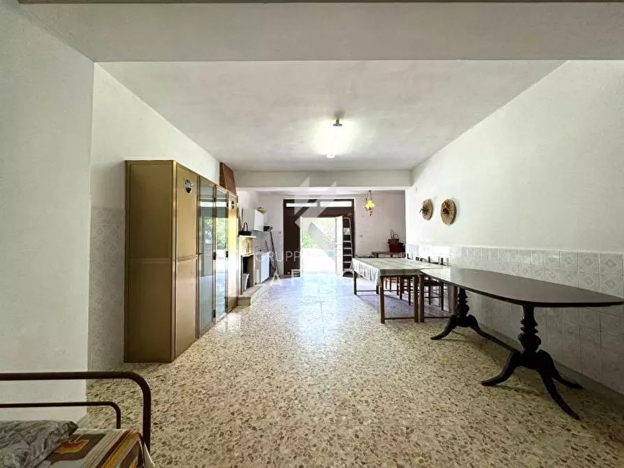 Immagine 29 di Villa in vendita  in strada madonna del pozzo a Martina Franca