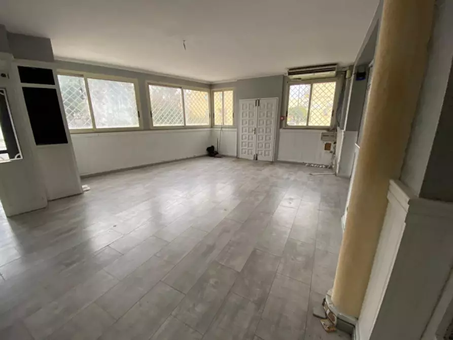 Immagine 8 di Attività commerciale in vendita  in VIA ROMA a Olbia