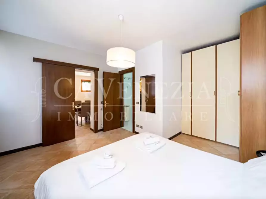 Immagine 11 di Appartamento in vendita  a Venezia