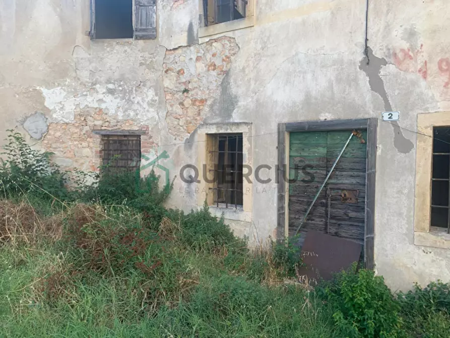 Immagine 9 di Rustico / casale in vendita  in Via Costeggiola a Soave